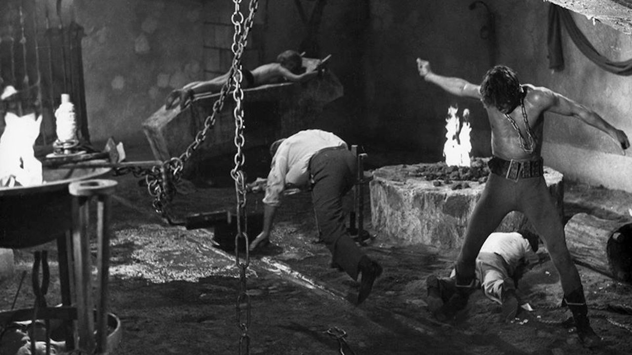 Bloody Pit of Horror (1965) still