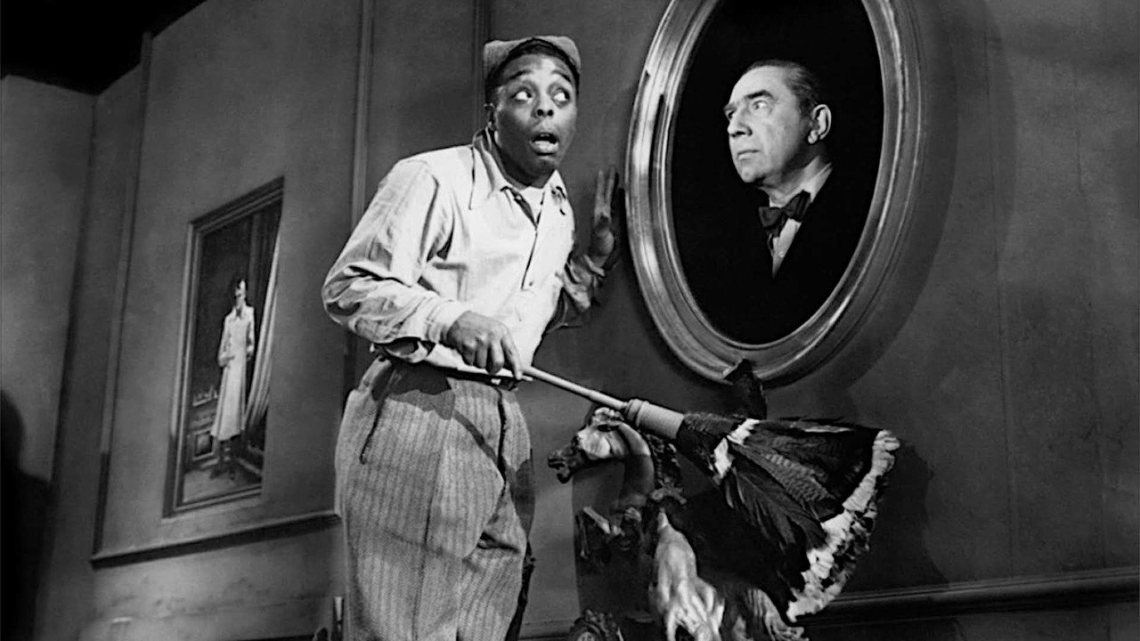 Ghosts on the Loose (1943) still