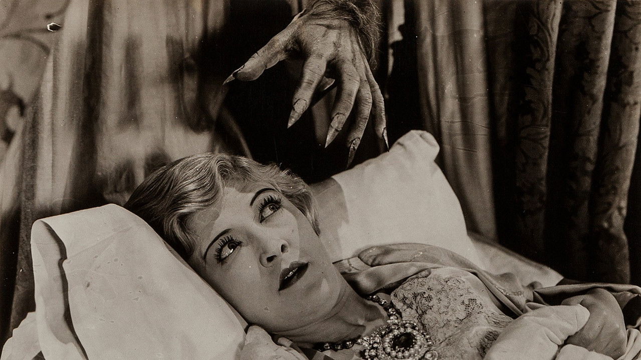 The Cat and the Canary (1927) still